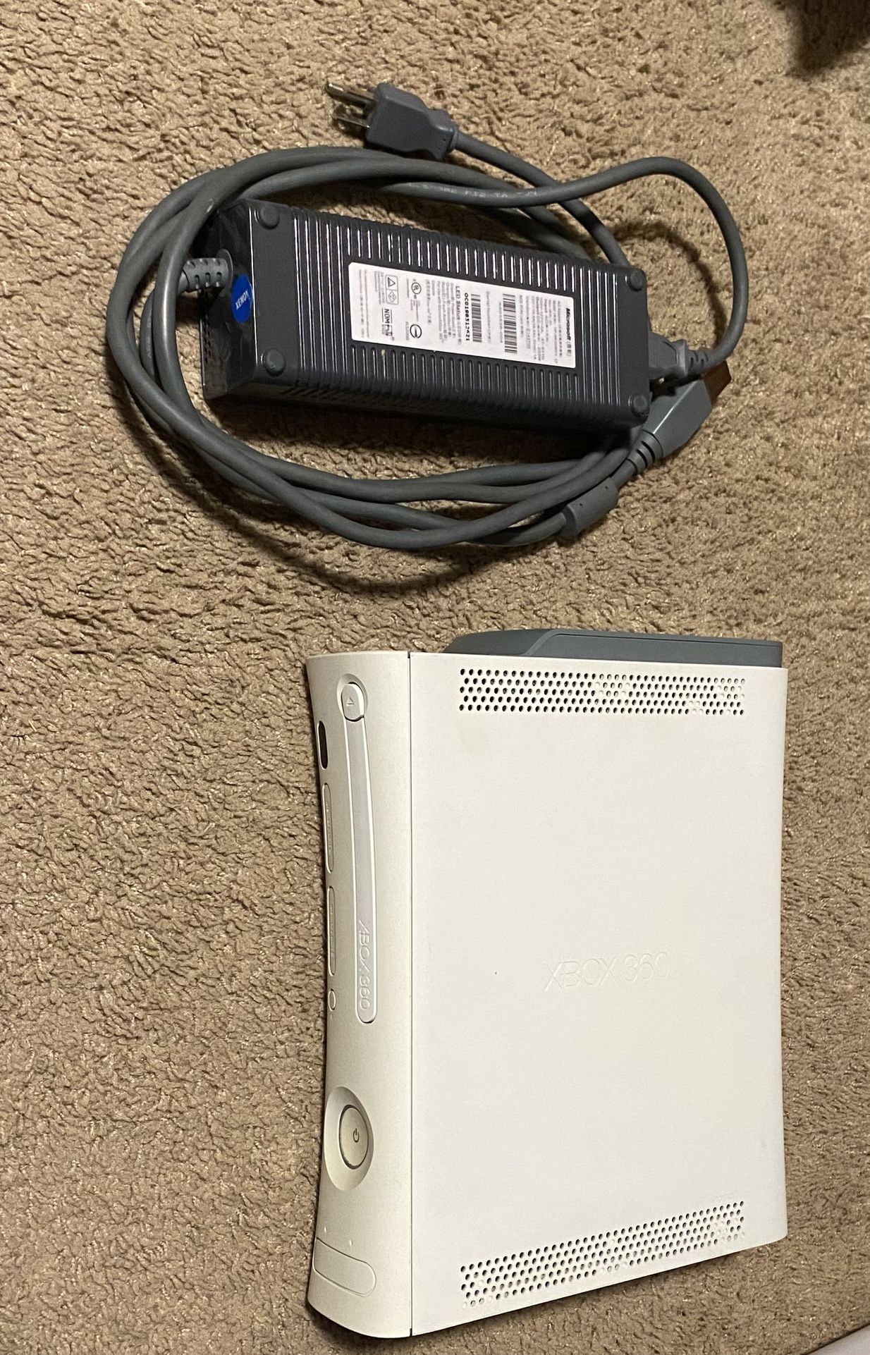 Xbox 360 + Games And Controller