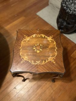 Antique French Louis XV Rocaille Inlaid Marquetry Table