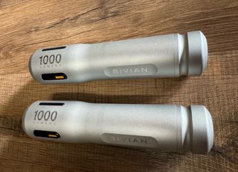 Rivian Torch Flashlight – 1000 Lumen Genuine OEM for R1T / R1S 🔦 Individuall