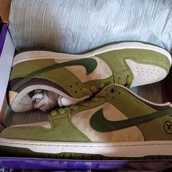 Nike sb yuto mocha Size 11