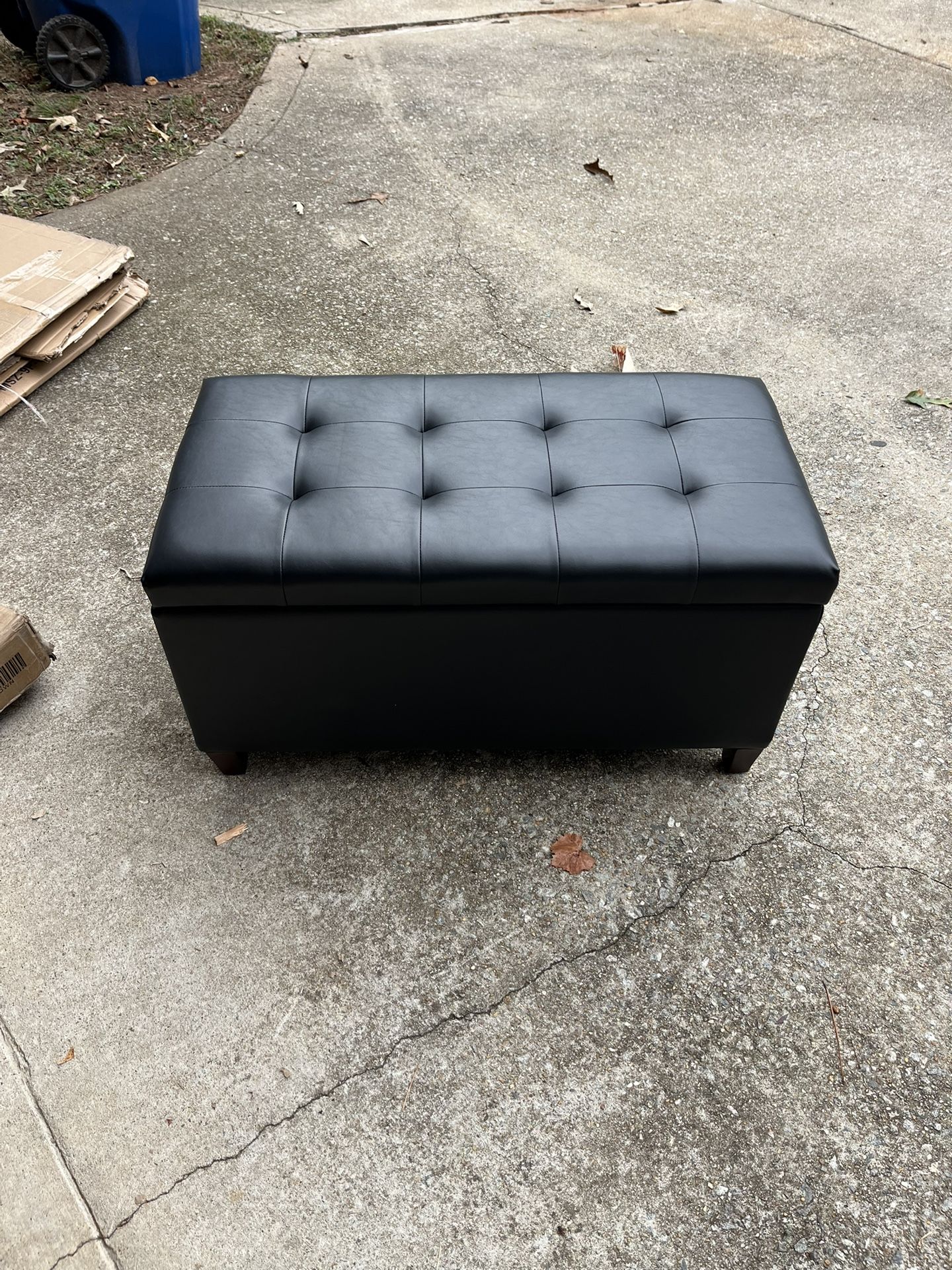 Cosmopolitan Rectangle Storage Ottoman