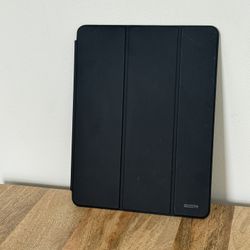 Black ESR iPad Pro 12.9” Case