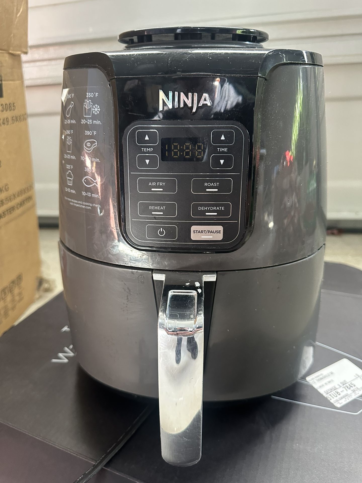 NINJA AIR FRYER