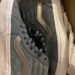 Vans Womens High Top Shoes size 7.5