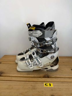 Salomon Divine 7 RS Women's Ski Boots Size 23.5 / 277mm White / Gold 60 Flex