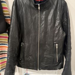 Awesome  Vintage  Hugo Boss Mens Or Women’s Leather Bomber Coat - Ladies This Jacket Is In!