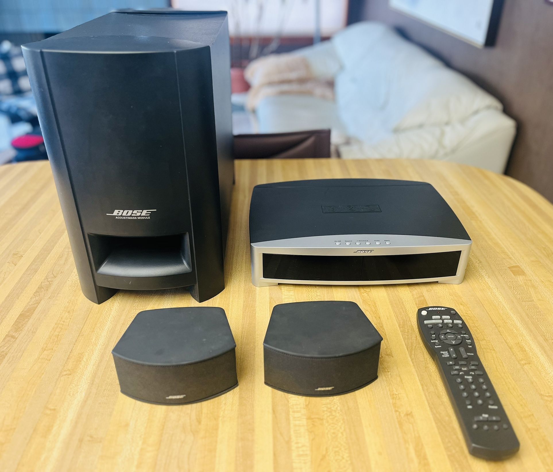 Bose 3-2-1 Series II DVD/CD A/V System