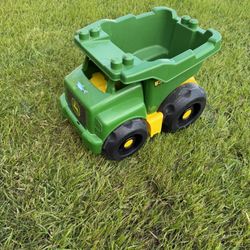 John Deere Dump Truck