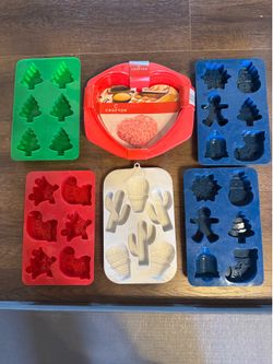 Cooking molds