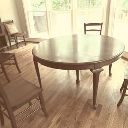 Round DINING table And 4 Chairs