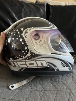 Icon Mainframe GoGo Helmet for Sale in West Covina, CA - OfferUp
