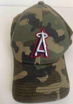 NEW‎ ERA 39THIRTY MLB Fitted Camo Angels Baseball Hat size Small/Medium