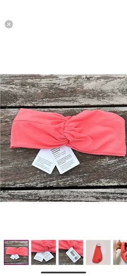 Lululemon Women's Ribbed Nulu Twist-Front Headband