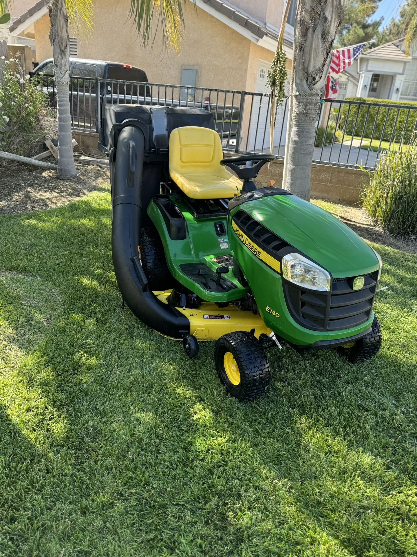 John Deer Riding Lawn Mower