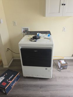 Whirlpool gas Dryer - Works Great - White