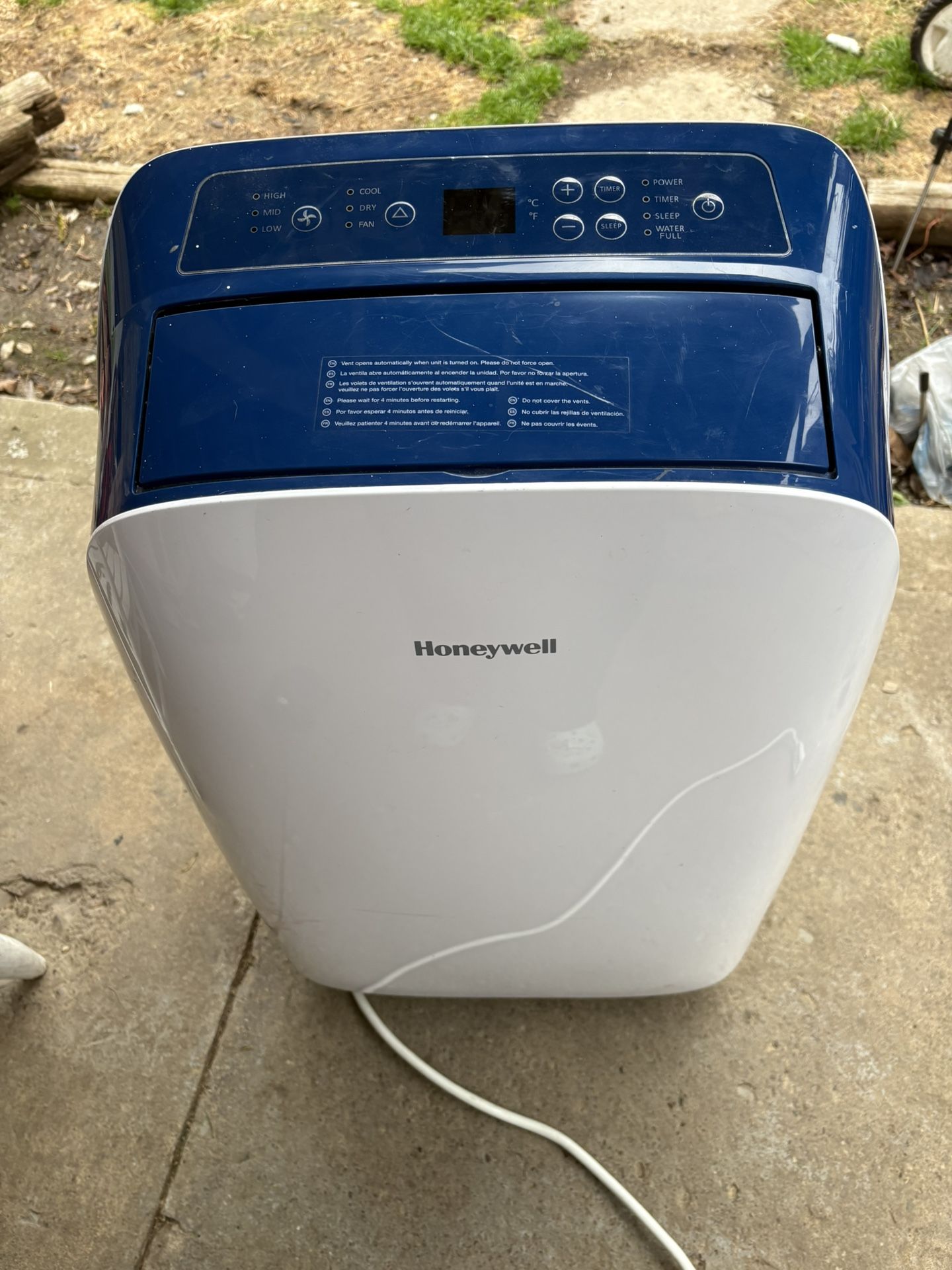 Portable Air Conditioner/Dehumidifier
