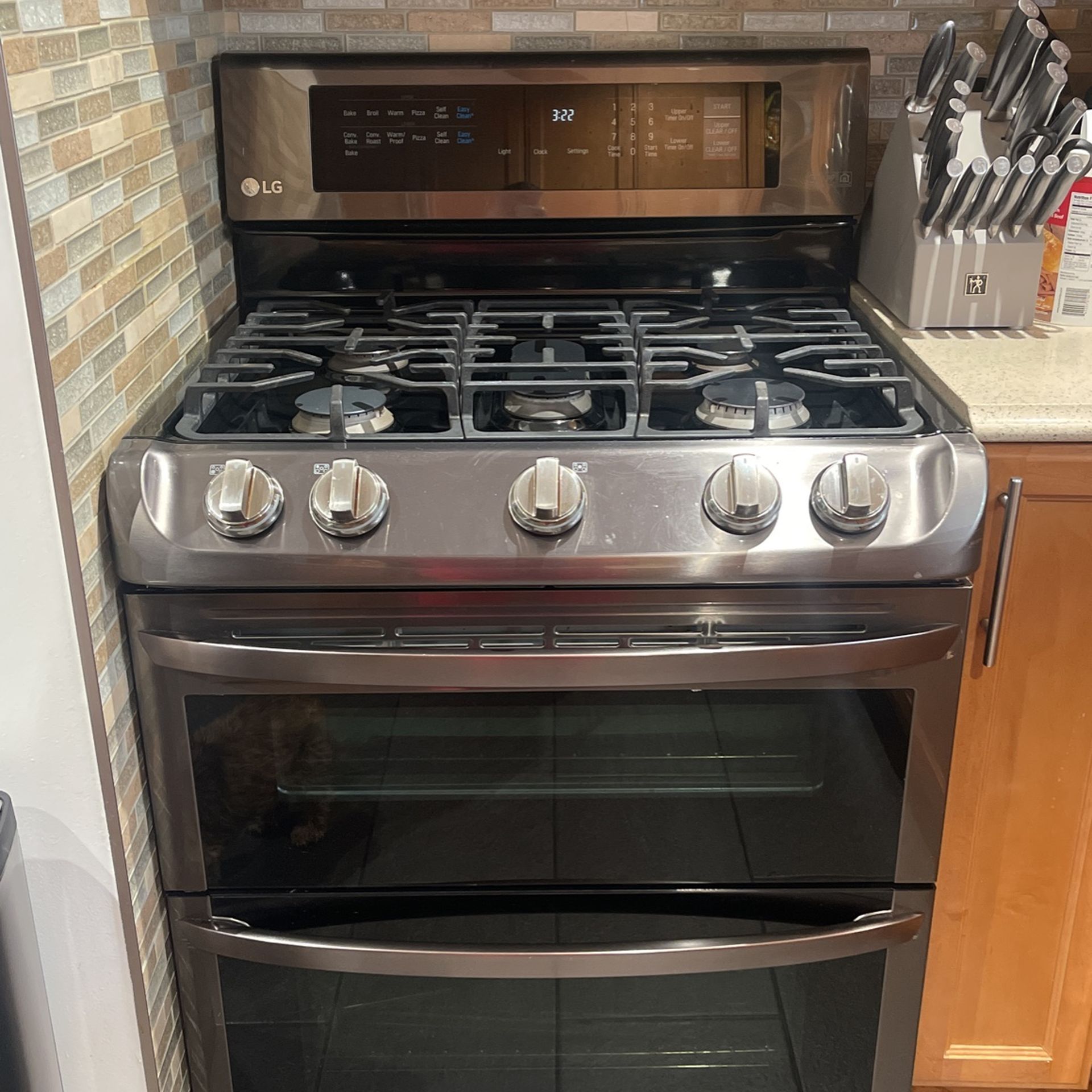 Lg Double Oven With Convection Asking $750