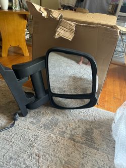 Tow mirror