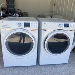 2019 GE Front Load Washer & Dryer W/Steam