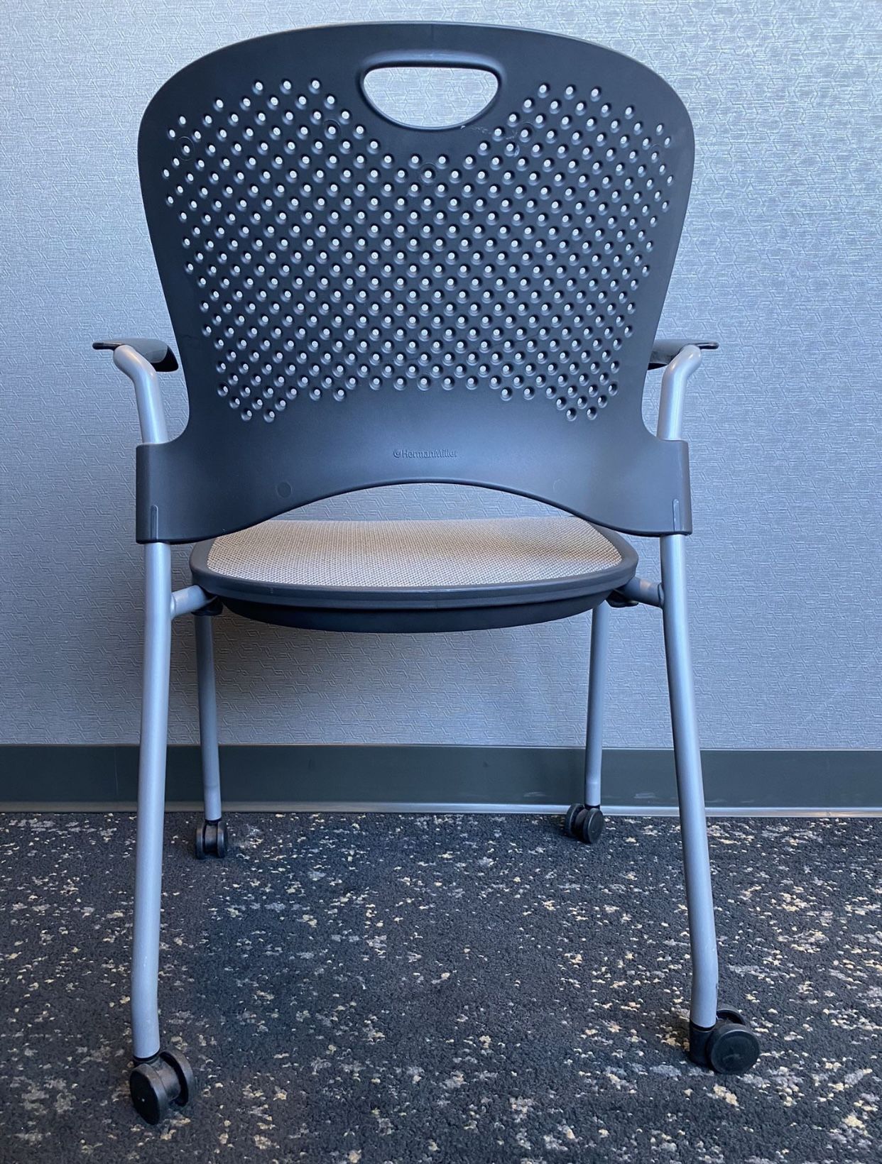 Herman Miller Caper Stacking Guest Chairs/lobby Chairs/office Chairs Material handling
