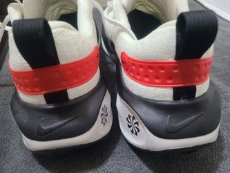 Men's Nike Reactx Infinity Run 4  size 11