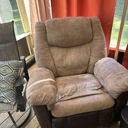 Recliner 