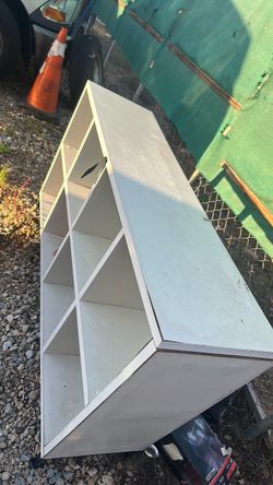 8 Cube cabinet