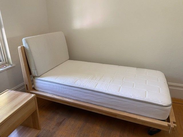 Thuma Twin Bed