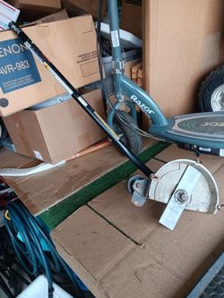 New blade Lawn edger attachment for a weed wacker it's most machines