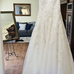 Wedding Decor, Excellent Condition!