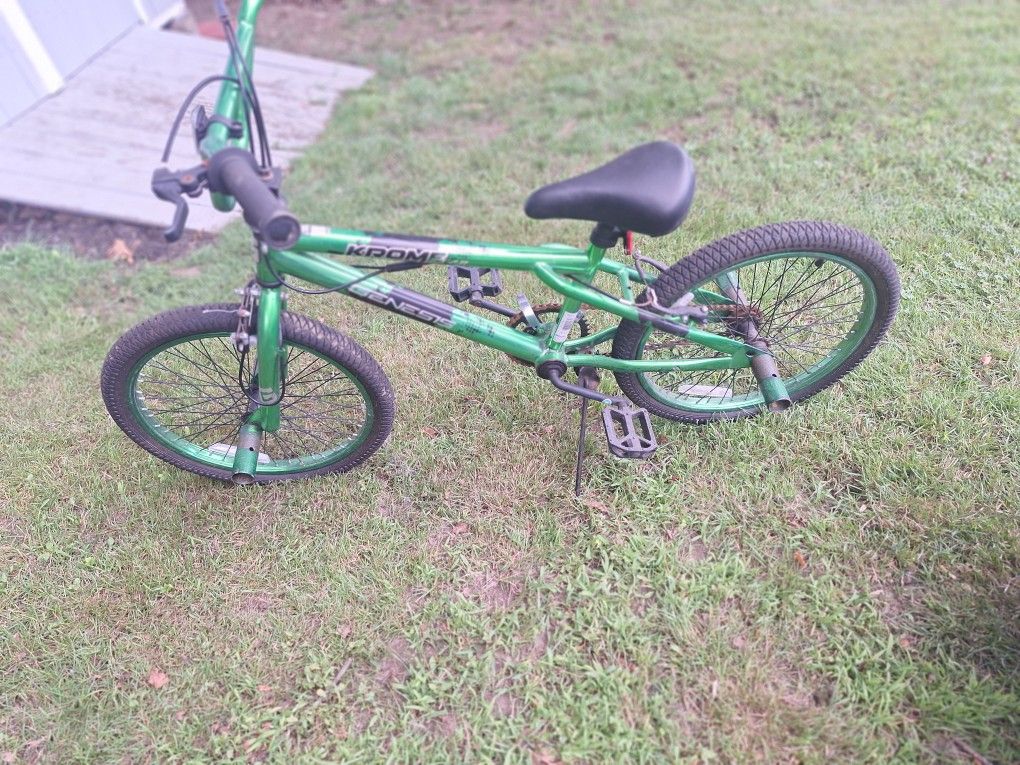 GENESIS KROME 20" WITH PEGS.