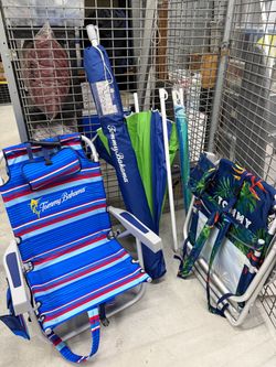 Tommy Bahama Beach Chair and Umbrella Set