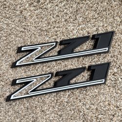 2pcs Z71 Emblem Badge for Silverado Side Fender