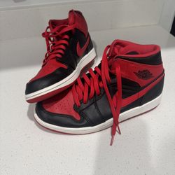 Nike Jordans Tennis Shoes