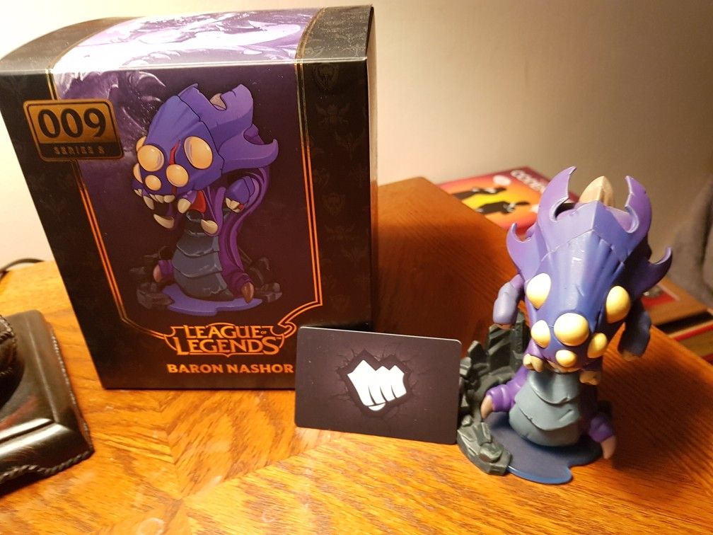 League of Legends Baron Nashor Figure RETIRED