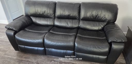 Black Faux Leather Sofa Recliner w/Fold Down Center Table