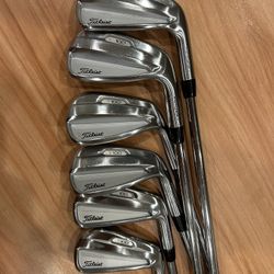 Titleist T100 Iron Set 5-PW