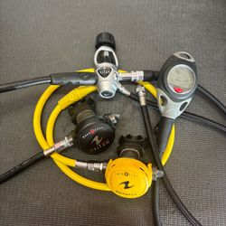 Aqualung Titan Regulator Set w/ Mares Puck Air Computer