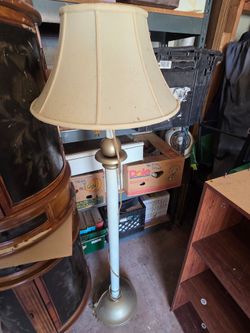 5' standing lamp