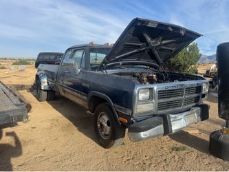 1993 Dodge Ram D350 diesel dually not parts