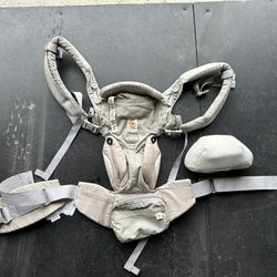 Ergo Omni 360 + Infant Insert