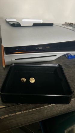 10k Nugget Earrings