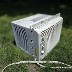 Kenmore 5000 BTU AC Unit