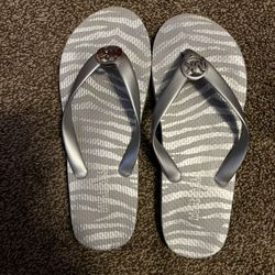 MICHAEL KORS Sandals - Size 7