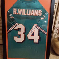 Ricky Williams Sign Frame Jersey
