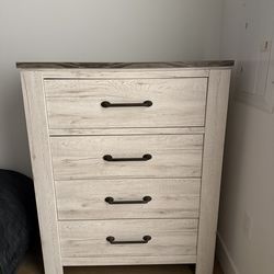 bedroom dresser