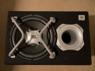 JBL GT Base Pro 12 car Subwoofer Excellent