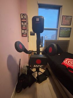 UFC Body Action Boxing Equipment