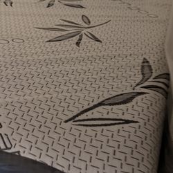 King mattress with Boxspring