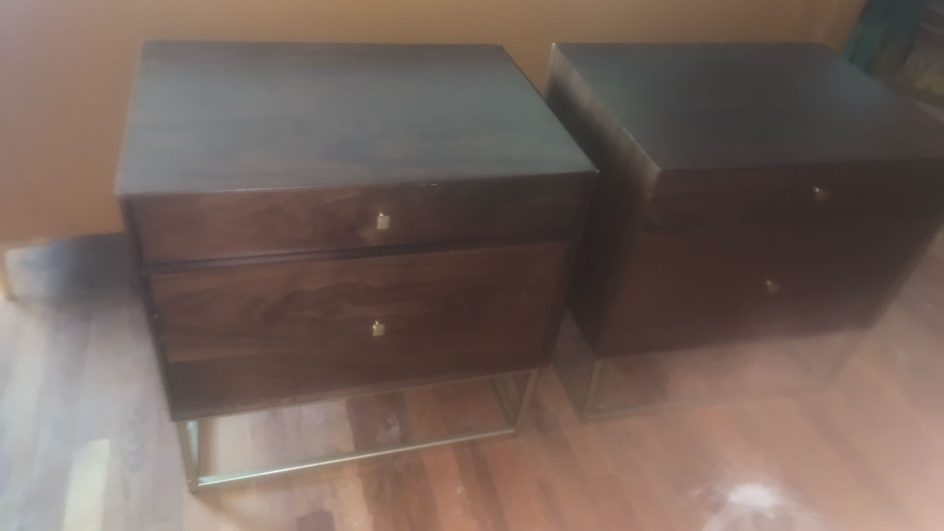 Pair(2) Of Walnut End Tables/night Stands W 2 Drawers